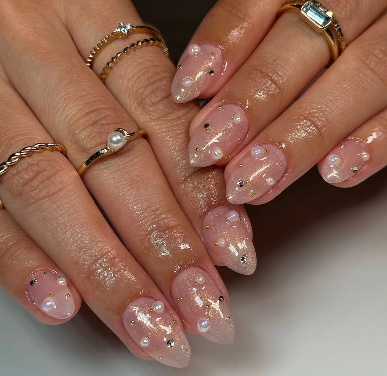 Pearl Elegance Press-On Nails